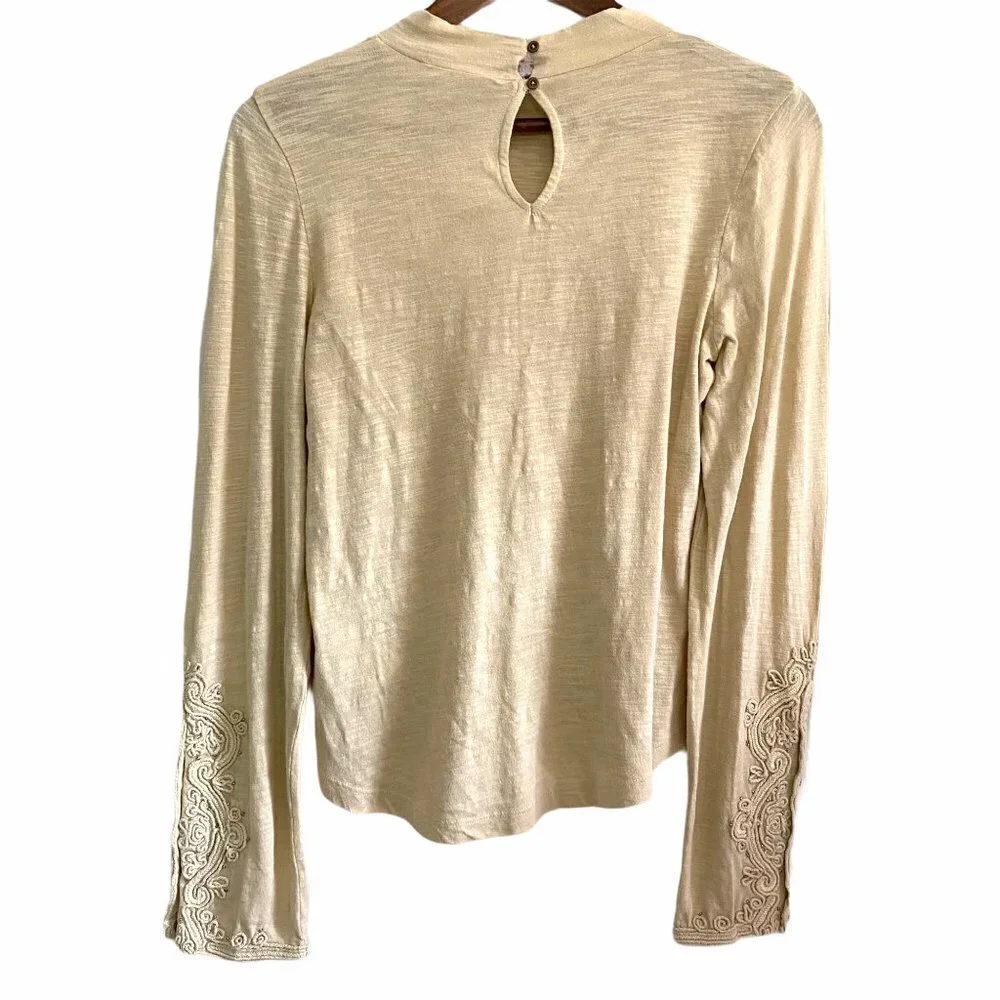 Free People Women's NWOT Tan Wheat Hooked On You Turtleneck Embroidered Top XS